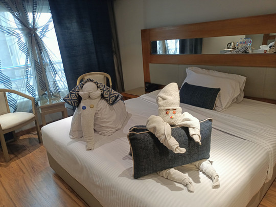 SUNRISE M/S Semiramis III主图