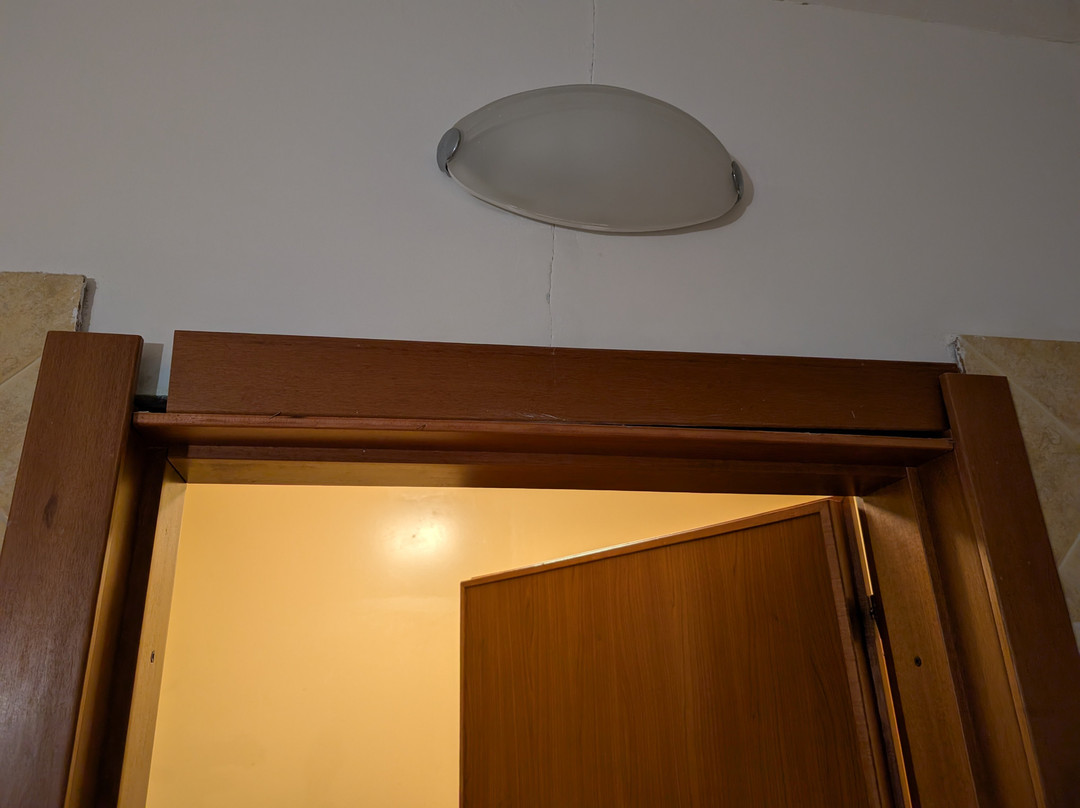 阿尔卑斯罗莱酒店主图