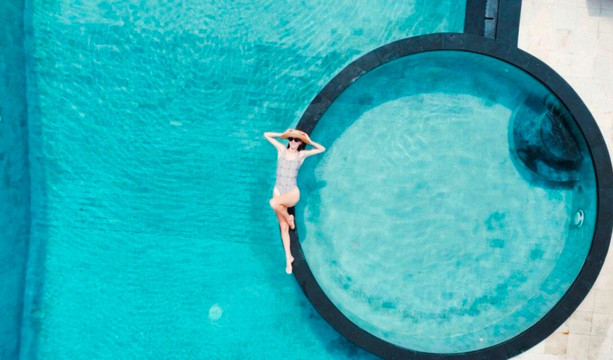 洛萨花园酒店主图