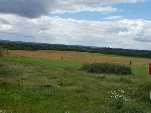 Aldridge Airport Outdoor Activity Centre-Aldridge必去景点