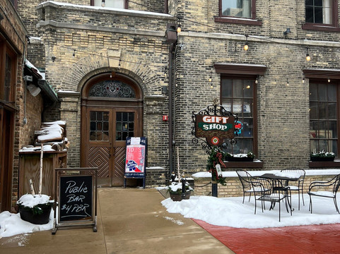 Best Place at the Historic Pabst Brewery-密尔沃基必去景点