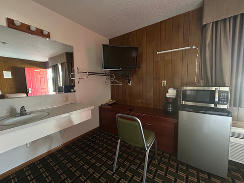 Sargent酒店住宿-Big 12 Motel Broken Bow NE