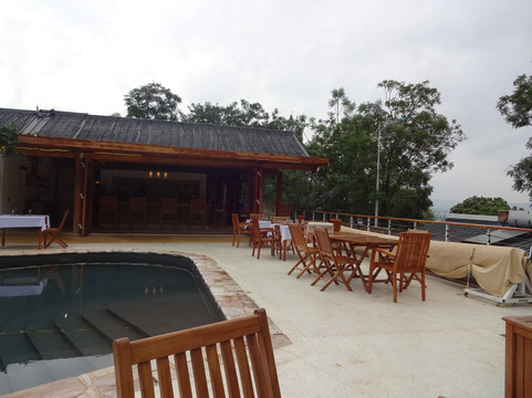 天堂餐厅精品酒店主图