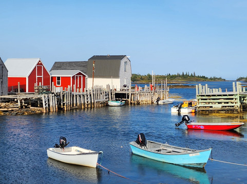Blue Rocks-卢嫩堡必去景点