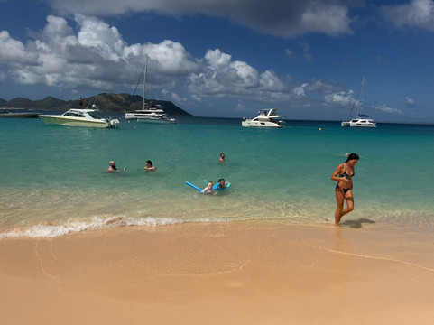 Captain Alan's Boat Charters-Oyster Pond必去景点