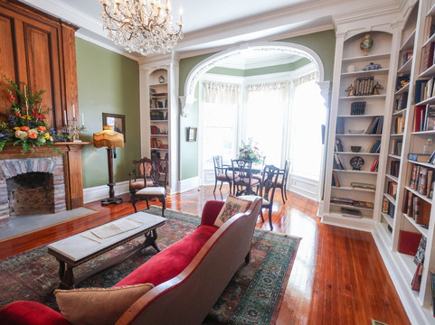 鲍尔豪斯旅馆主图