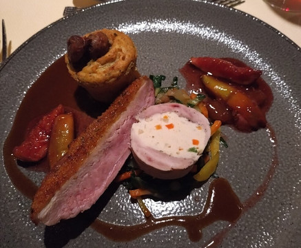 拉特百德酒店主图