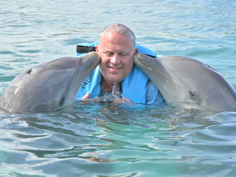 Dolphin Discovery Grand Cayman-西湾必去景点