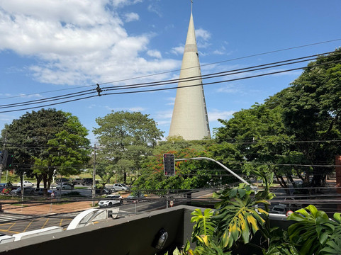 马林加德维尔商务酒店主图