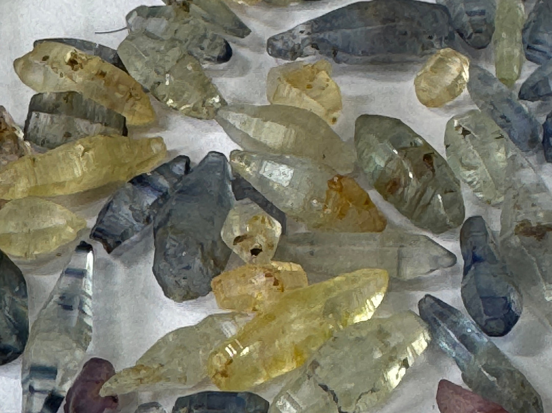 Crescent Gem Tours-拉非尼亚山必去景点