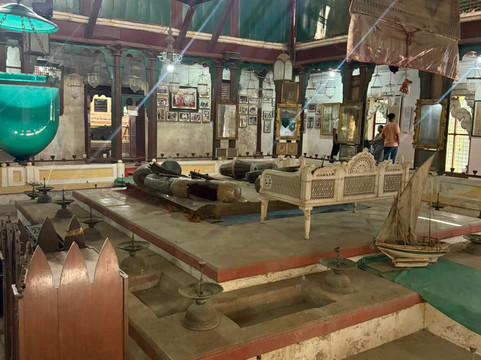 Aina Mahal-普杰必去景点