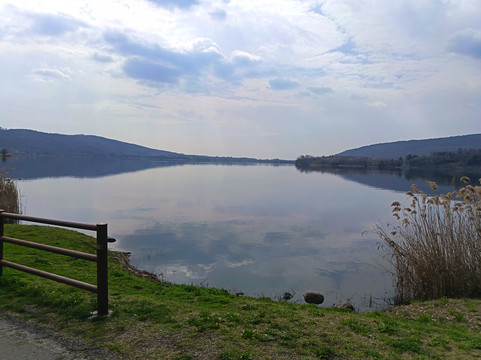 Cadrezzate con Osmate酒店住宿-Hotel Montelago