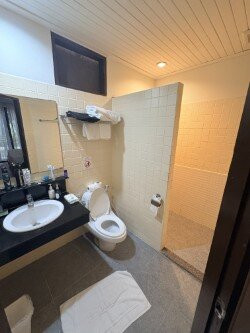 苏梅蜂巢酒店主图