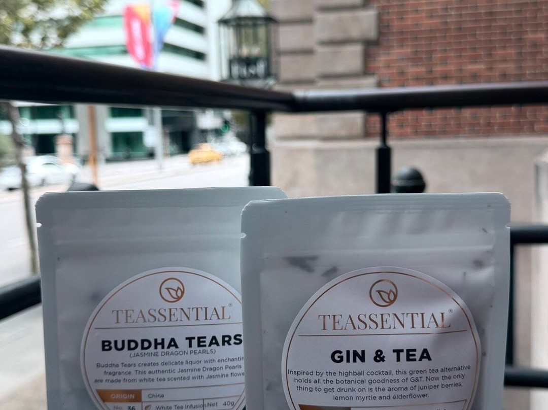 Teassential