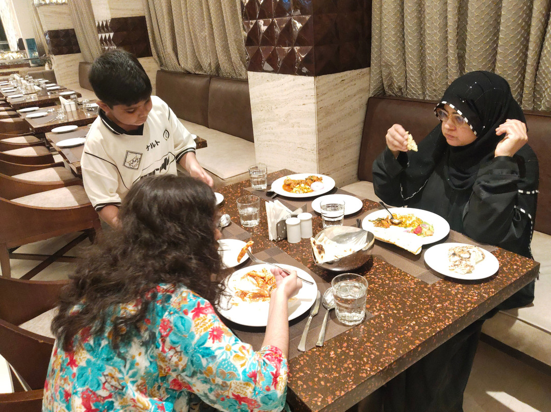 斐恩酒店，齐普尔主图