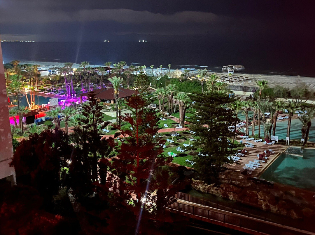 萨哈拉海滩水上公园酒店主图