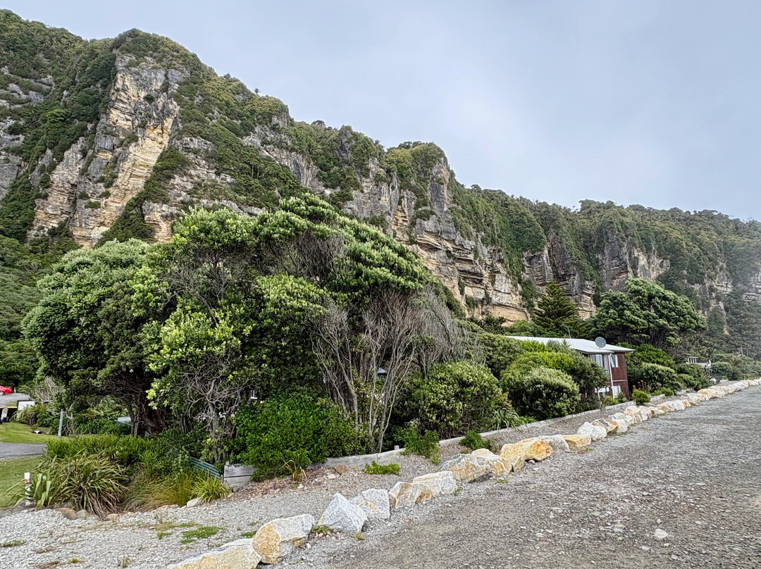 普那凯基海滨汽车旅馆主图
