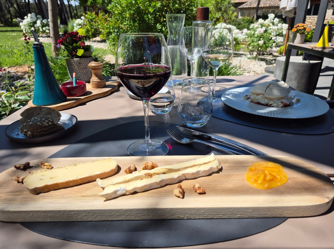 Domaine la Pierre Blanche主图