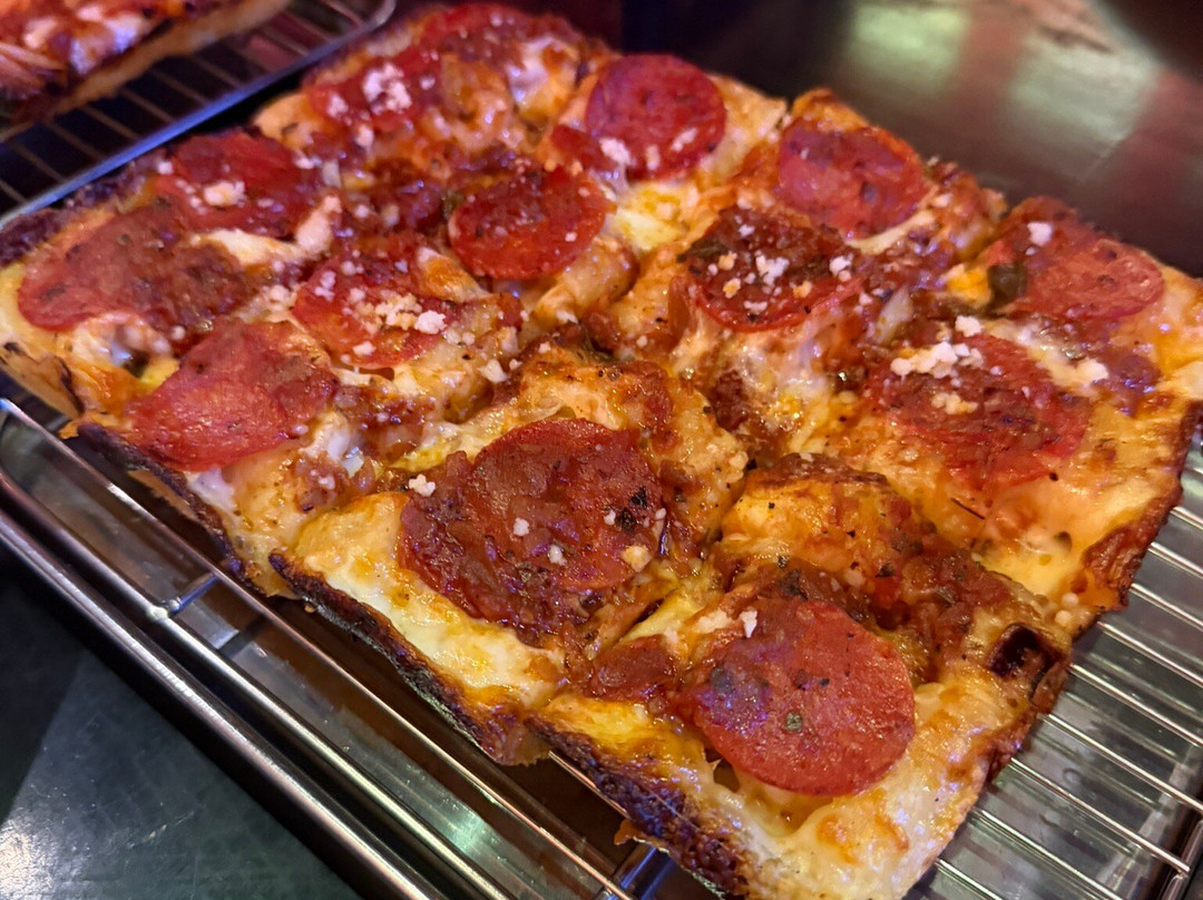 Motorcity Detroit-style Pizza Da Nang主图