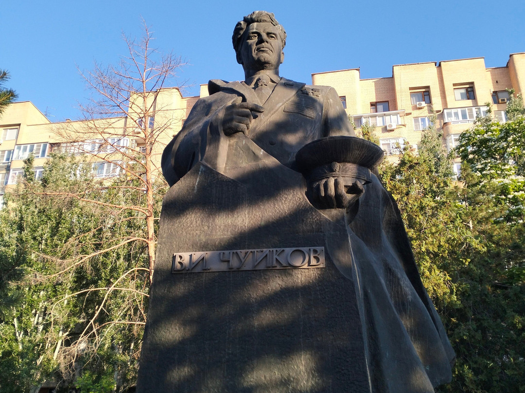 Monument to the Marshal V. Chuikov-伏尔加格勒必去景点