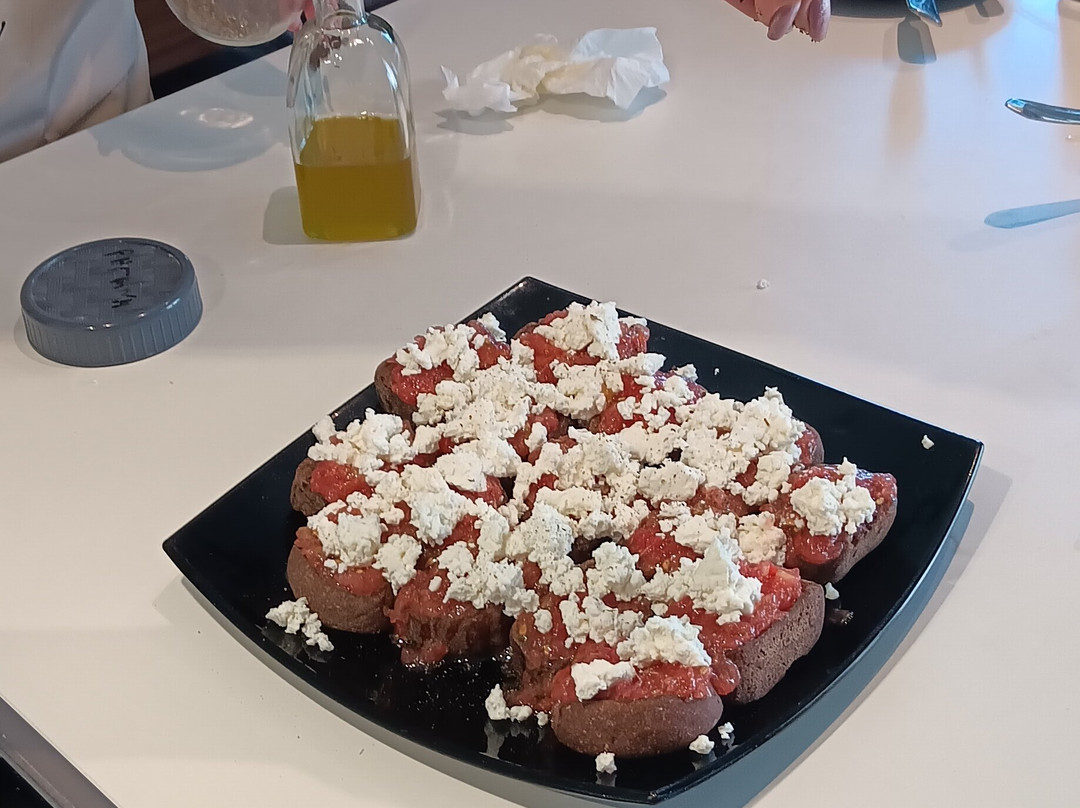 Authentic Cooking Class, Cheese making & Olive Oil Tasting.-Stavromenos Rethymnis必去景点