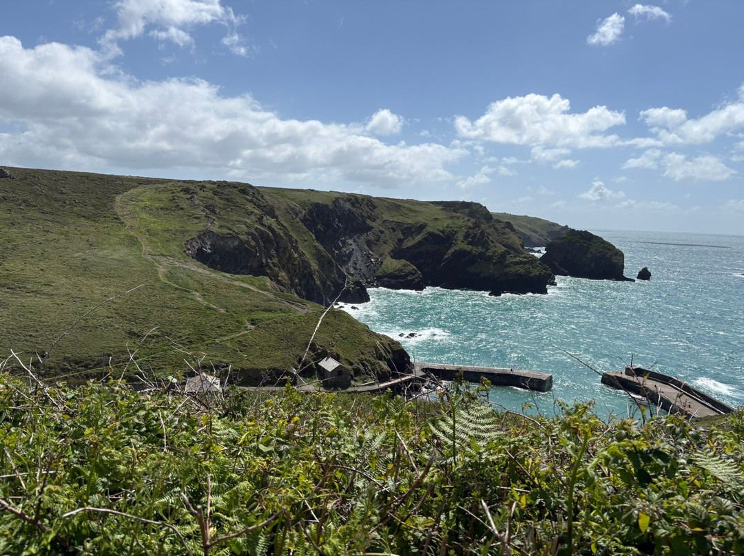 Mullion Cove Coastal Retreat