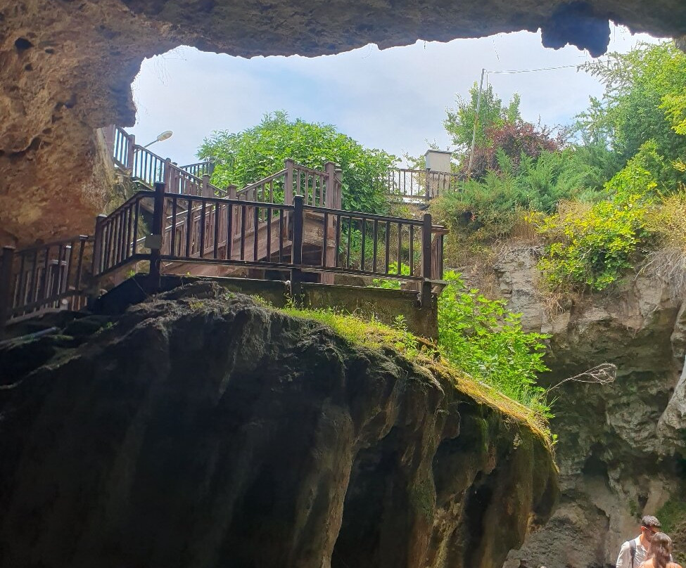 Kaklik Cave-巴穆卡丽必去景点