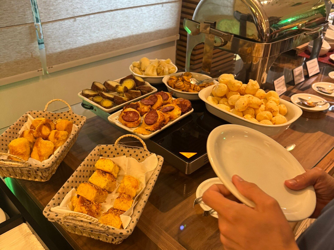 天堂太阳套房酒店主图