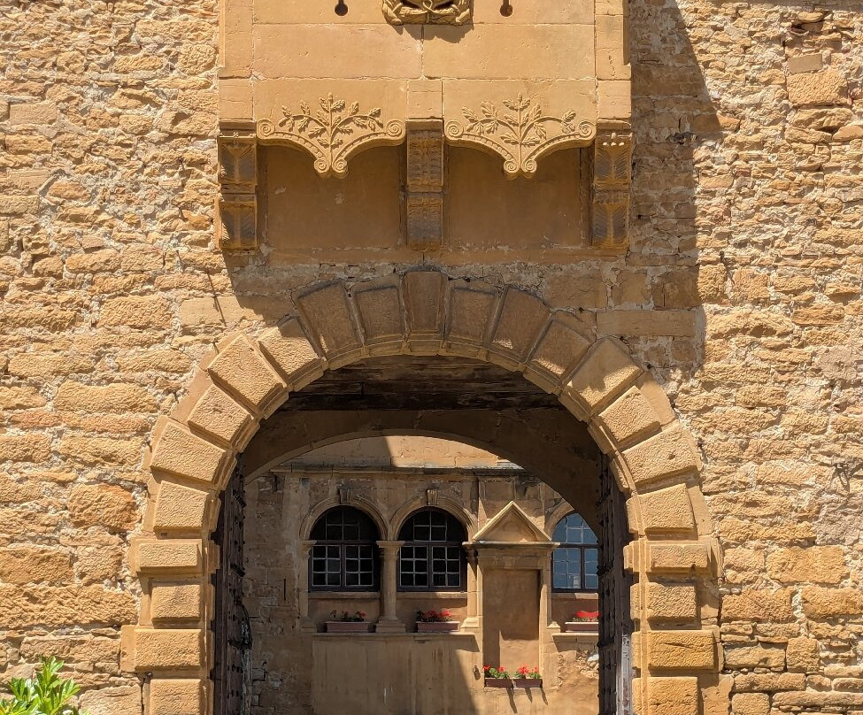 Chateau de Jarnioux-Jarnioux必去景点