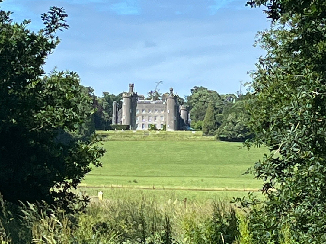 Tullynally Castle Gardens-Castlepollard必去景点