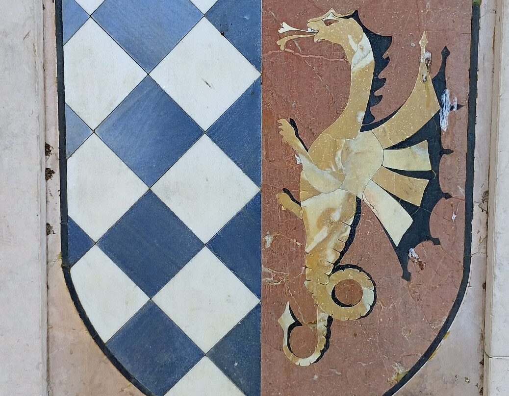 Porta Di San Marco Detta Del Lion-拉齐塞必去景点