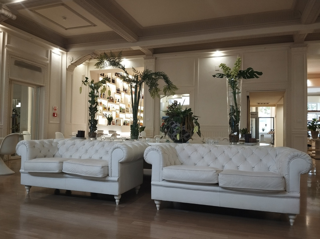 哥伦比亚健康温泉酒店主图