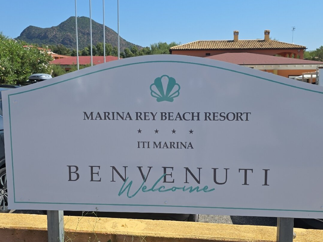 Marina Rey Beach Resort主图
