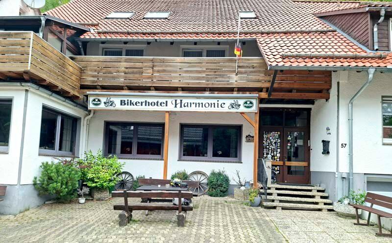Biker Hotel Harmonie-旅行者