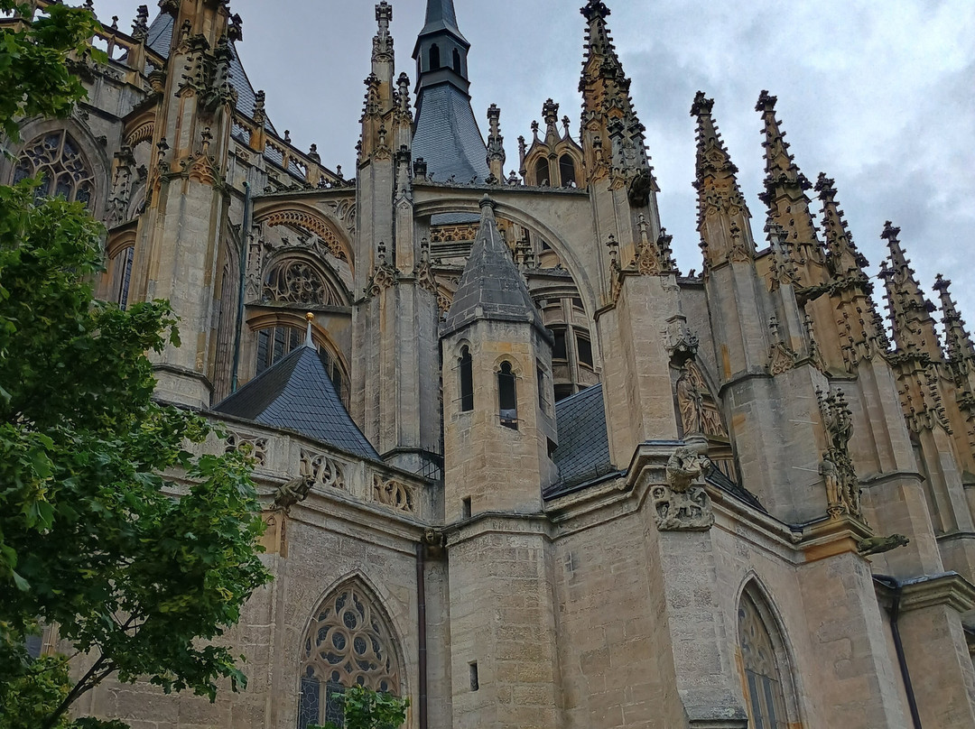 St Barbara's Cathedral-库特纳霍拉必去景点