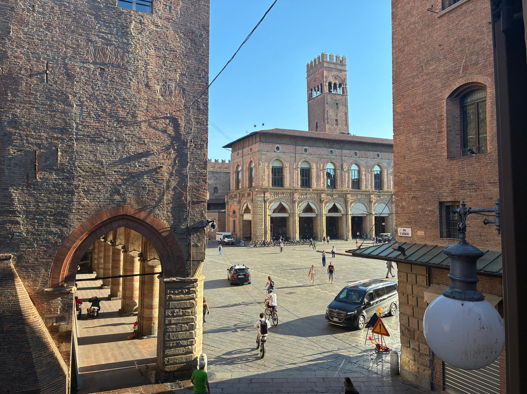 Casa Isolani