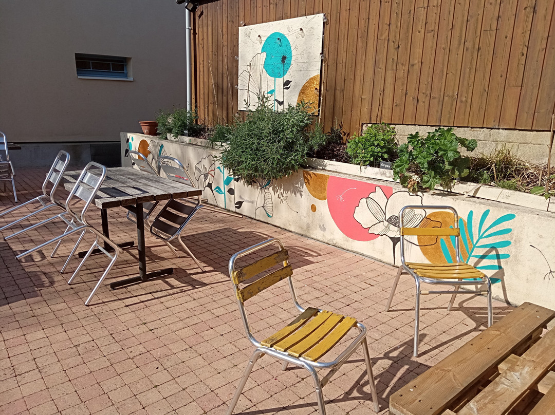 Saint-Aubin-d'Aubigne餐馆和美食-Le Guibra