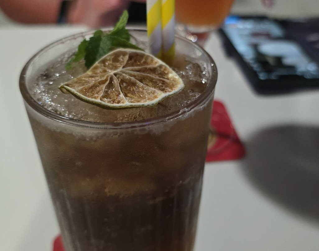 阿葵亚套房酒店主图