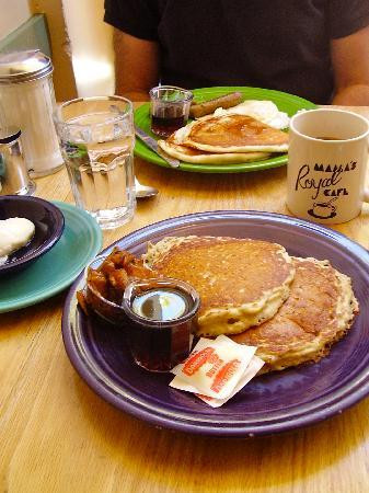 Mama's Royal Cafe