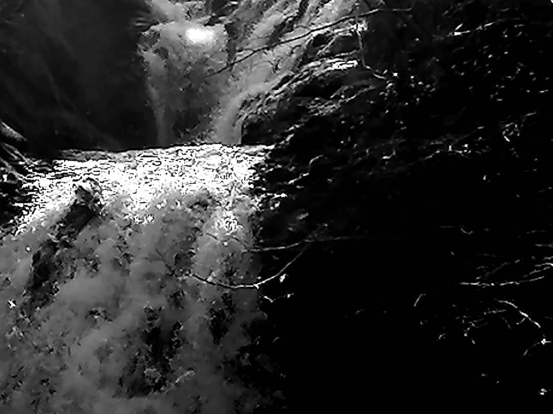 Gleno Waterfall景点图片