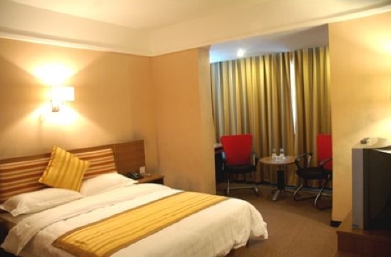 绿色数码酒店-客卧