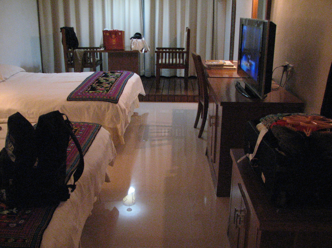 西双版纳原始森林公园孔雀山庄