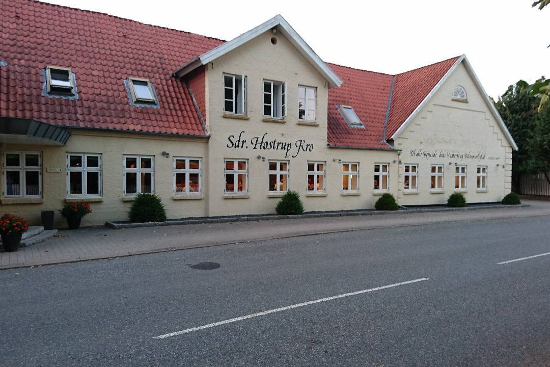Roedekro酒店住宿-Christie's Sdr. Hostrup Kro