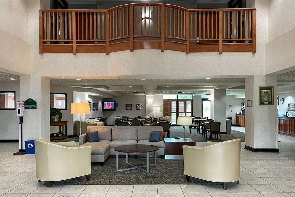 Comfort Inn & Suites主图