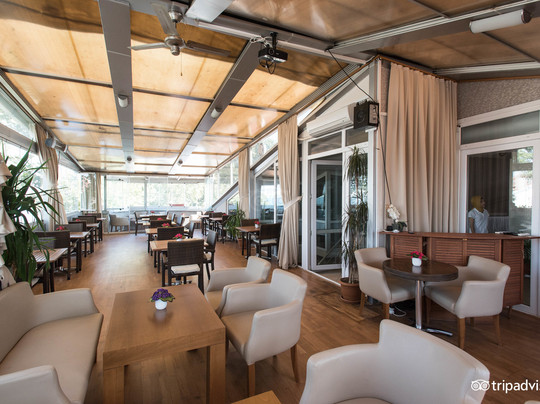 Marine House Boutique Hotel