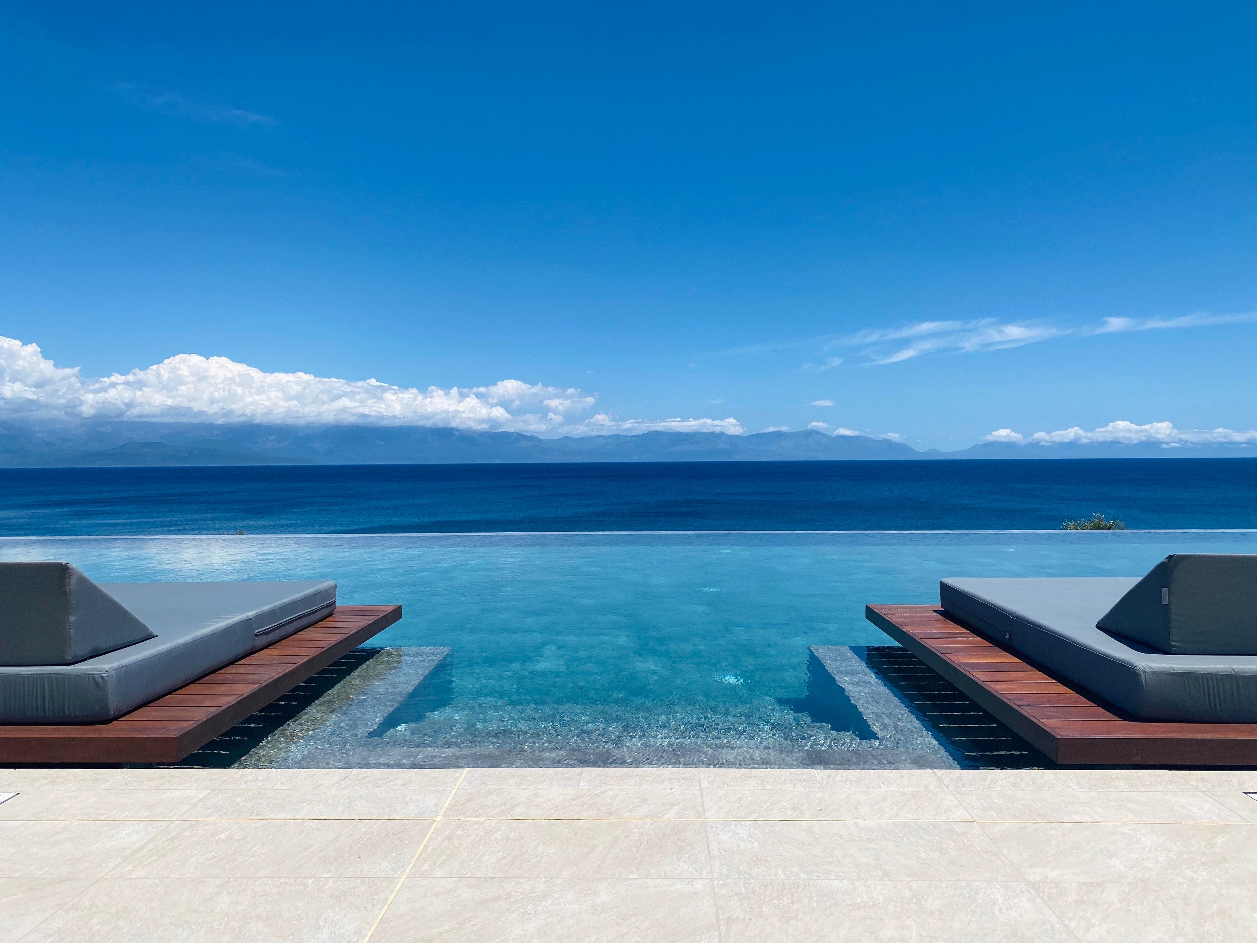 Colonides Beach Hotel-官方