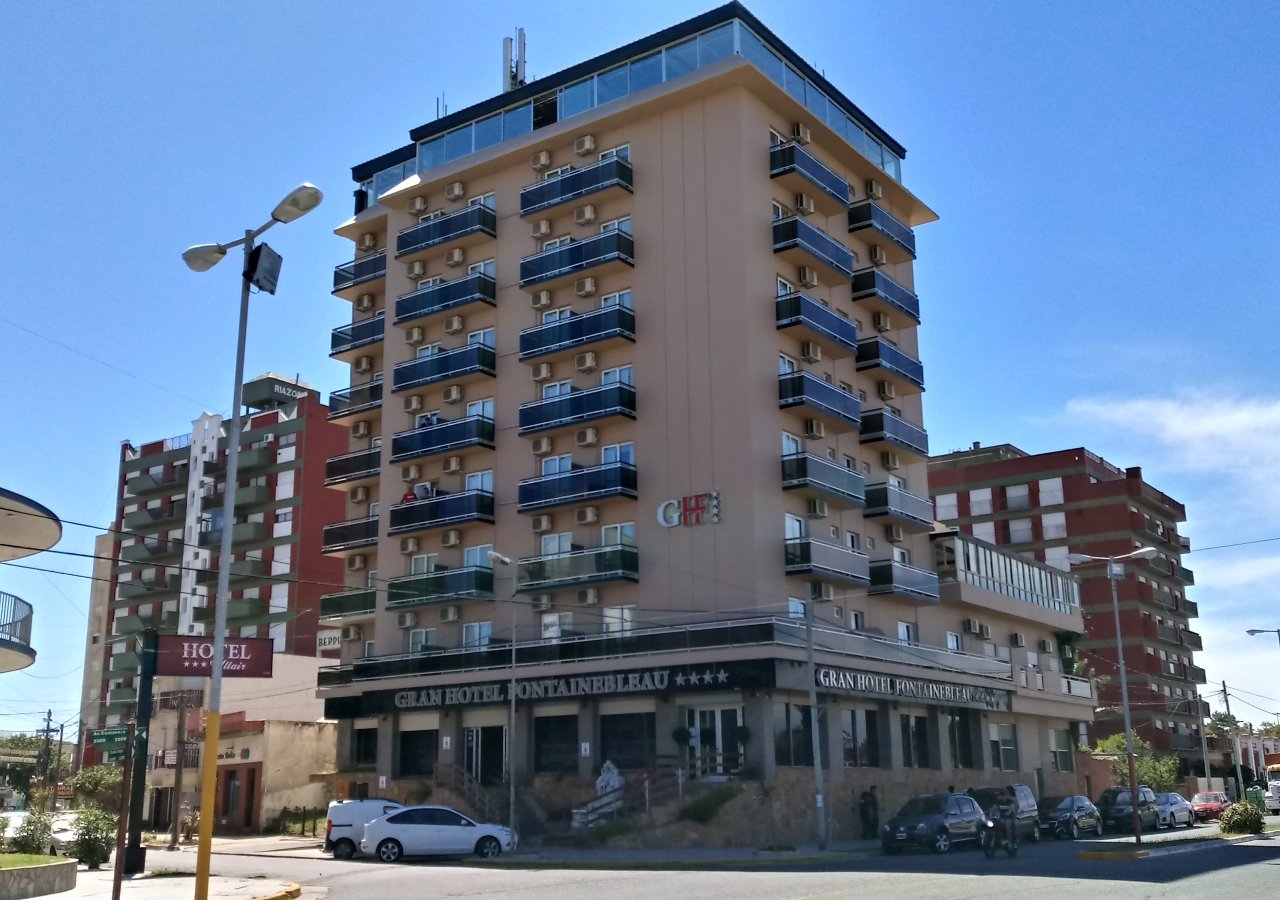 枫丹白露大酒店-官方