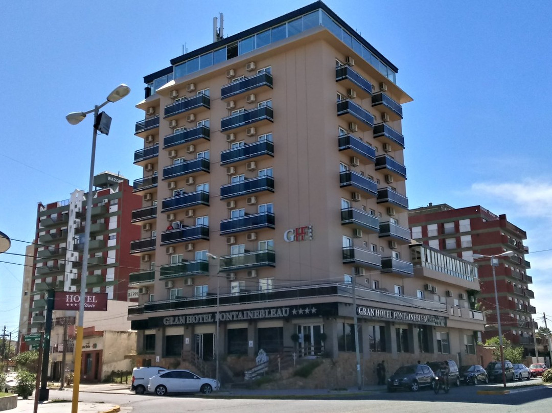 圣克莱门特雷图尤酒店住宿-枫丹白露大酒店