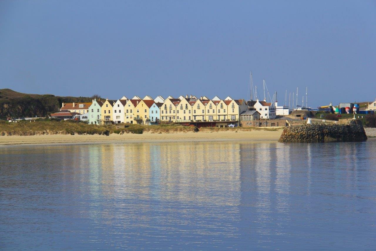 Braye Beach Hotel-官方