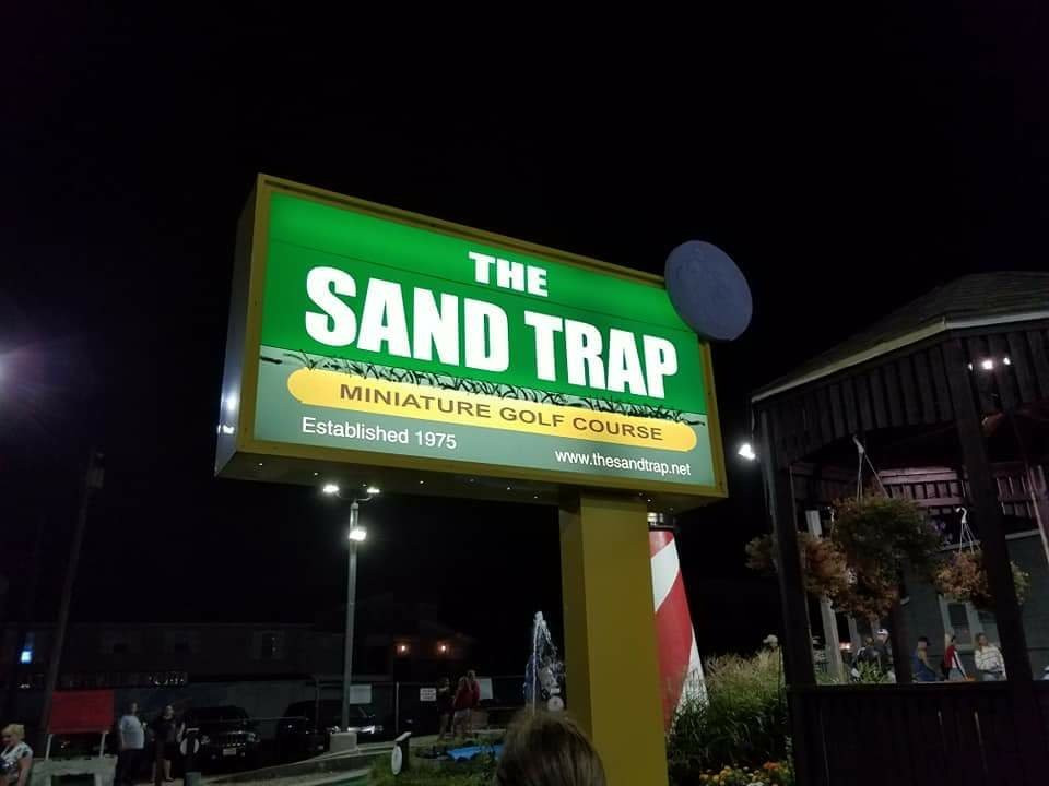 Sand Trap Mini Golf景点图片
